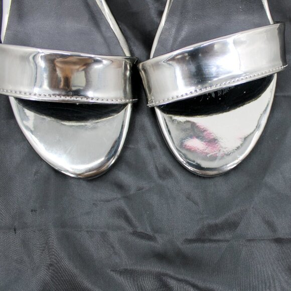 Uraz Moda Silver Heels - Picture 5 of 9